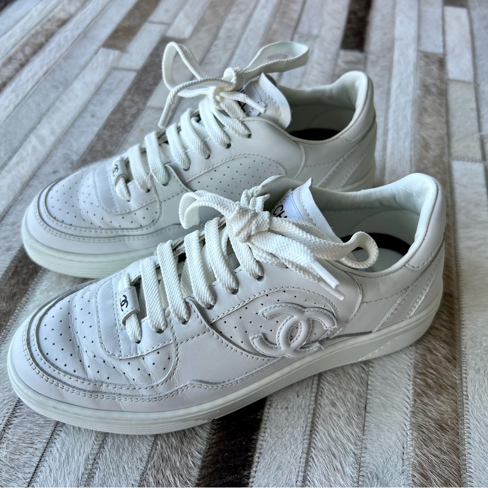 CHANEL Calfskin CC Women’s Sneakers – Size 35 – Authentic